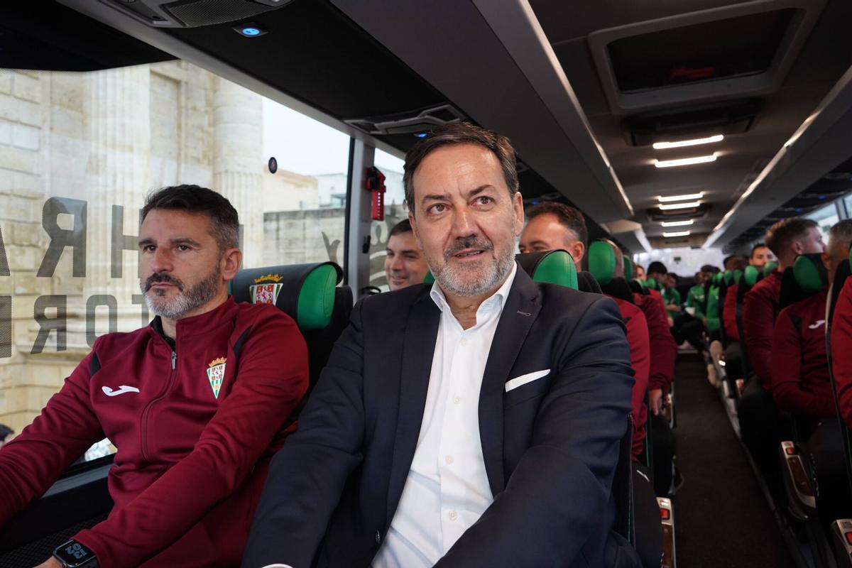 Presentación del autobús del Córdoba club de fútbol