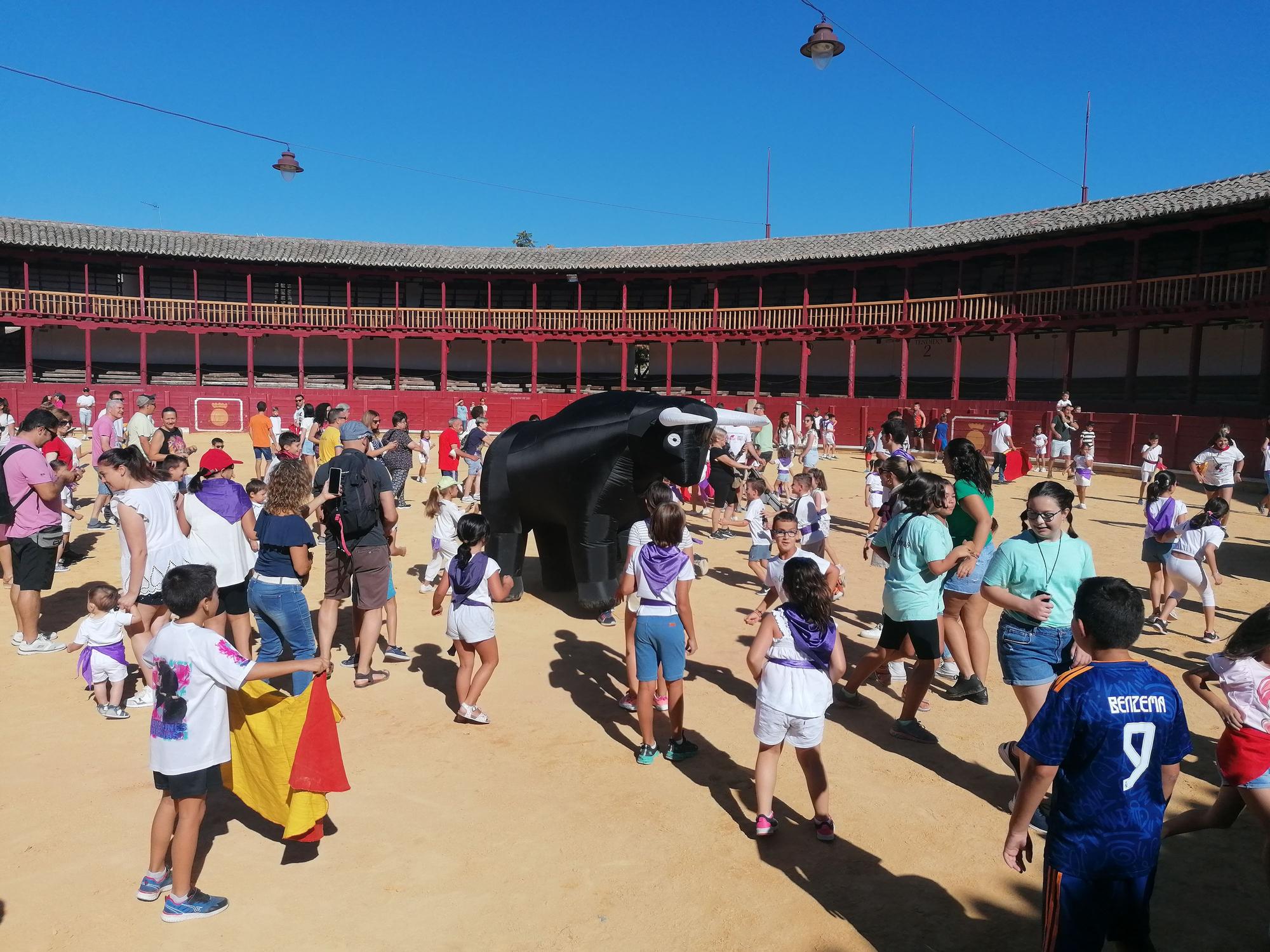 Los niños se suman a la fiesta en Toro