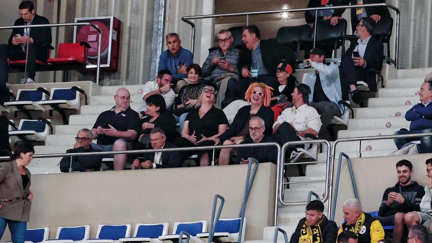 Lana Wachowski durante el partido del Lenovo Tenerife en el Santiago Martín.