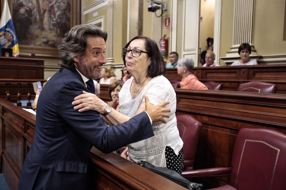 El Parlamento abre sus puertas a los mayores