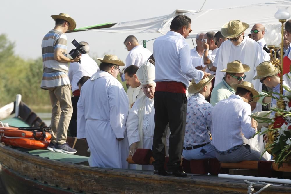 Encuentro de los Cristos de El Palmar, Catarroja, Silla y Massanassa en el Lago de la Albufera