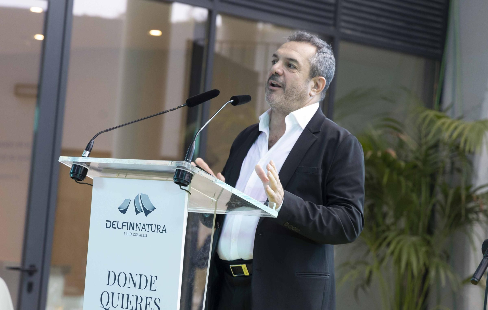 Espectacular inauguración de Delfin Natura en El Albir