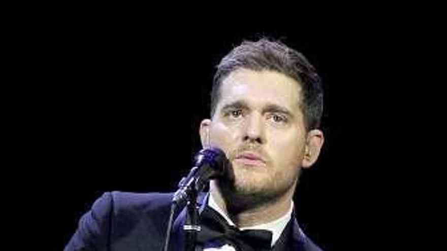 La mujer de Michael Bublé asegura que su hijo Noah se encuentra &quot;bien&quot;