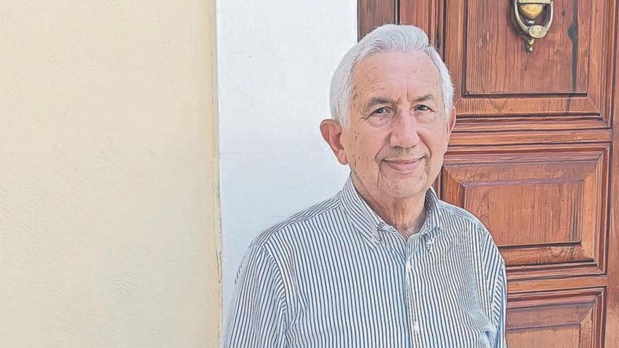 Joan Bauzà: «Cumplir ochenta años me llevó  a analizar cómo ha sido mi vida»