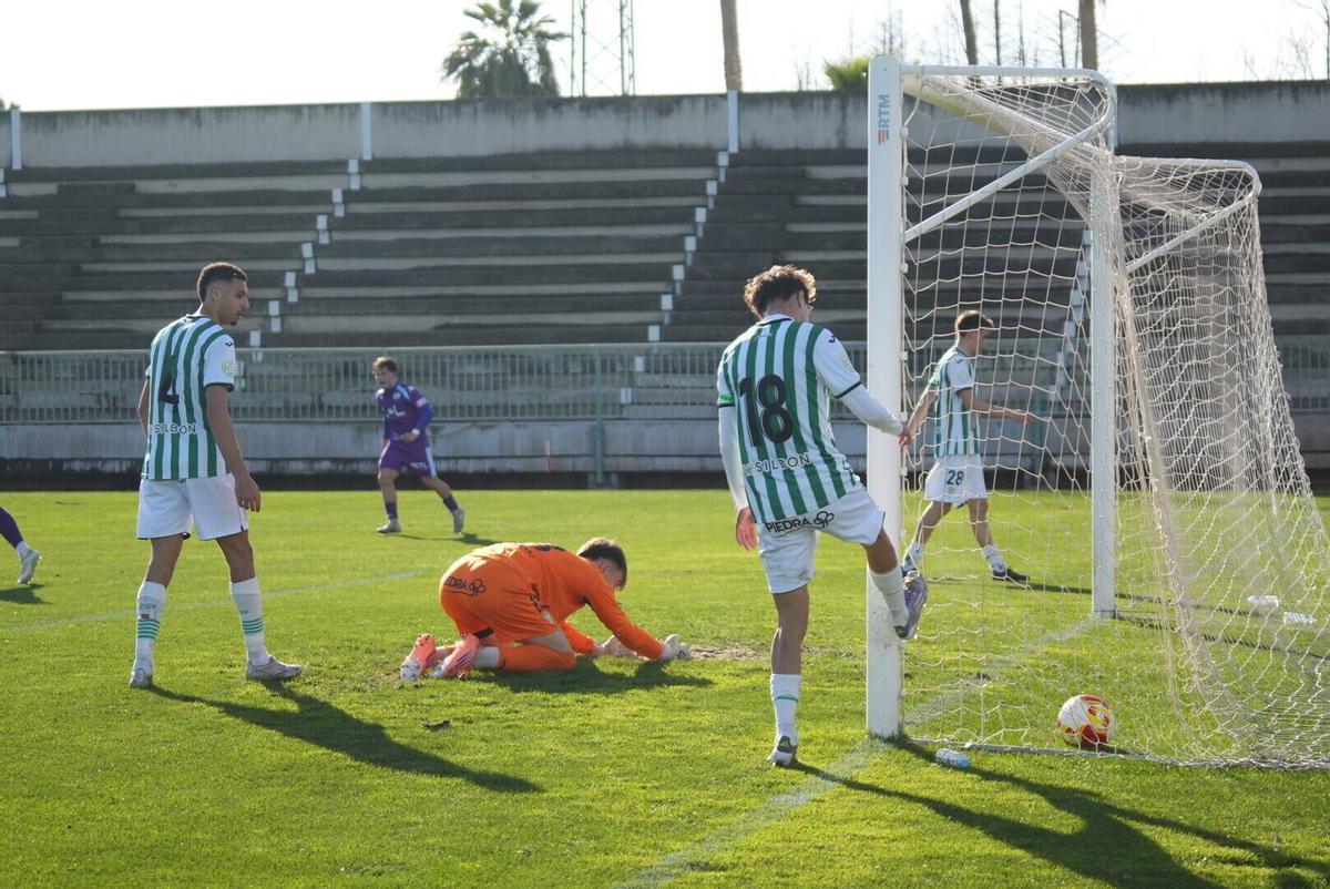 El Córdoba B - Cuidad de Lucena, en imágenes