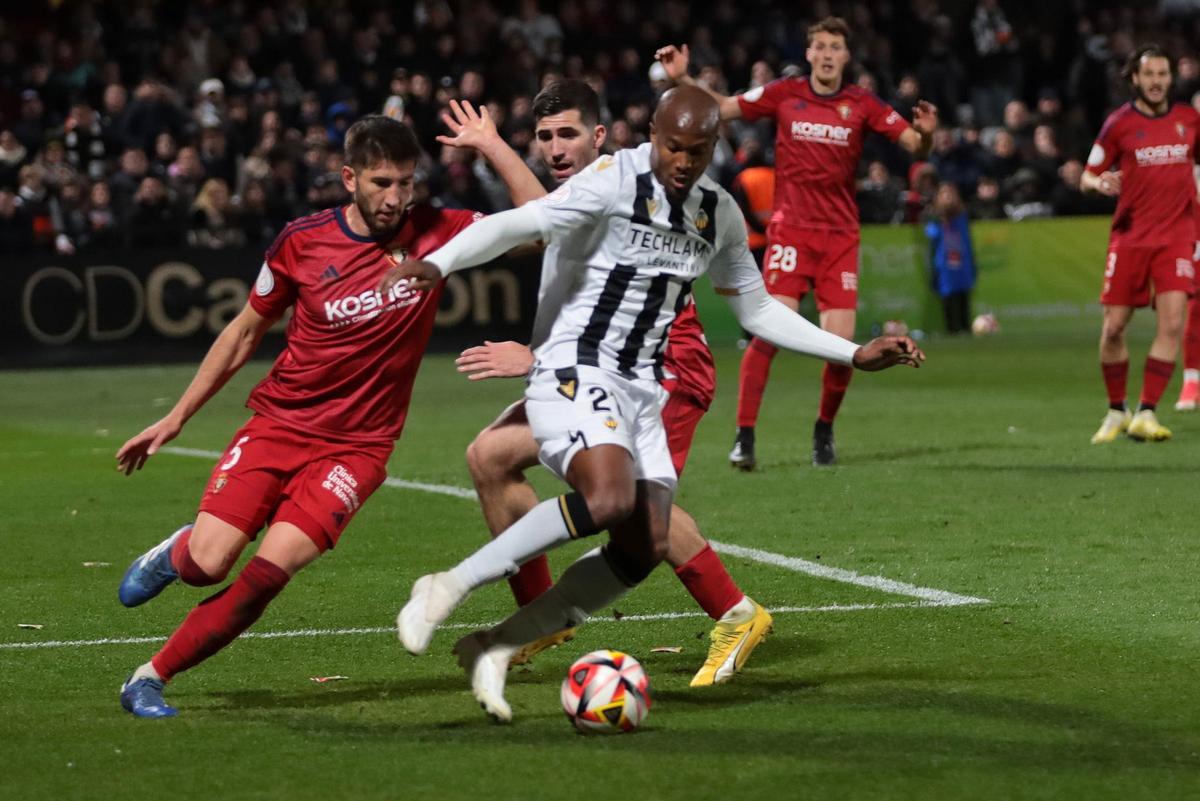 Kastaneer, durante el partido contra Osasuna.