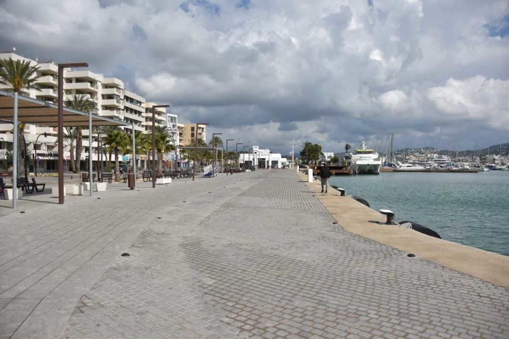 Calles vacías en Ibiza durante el decreto de estado de alarma por el coronavirus.