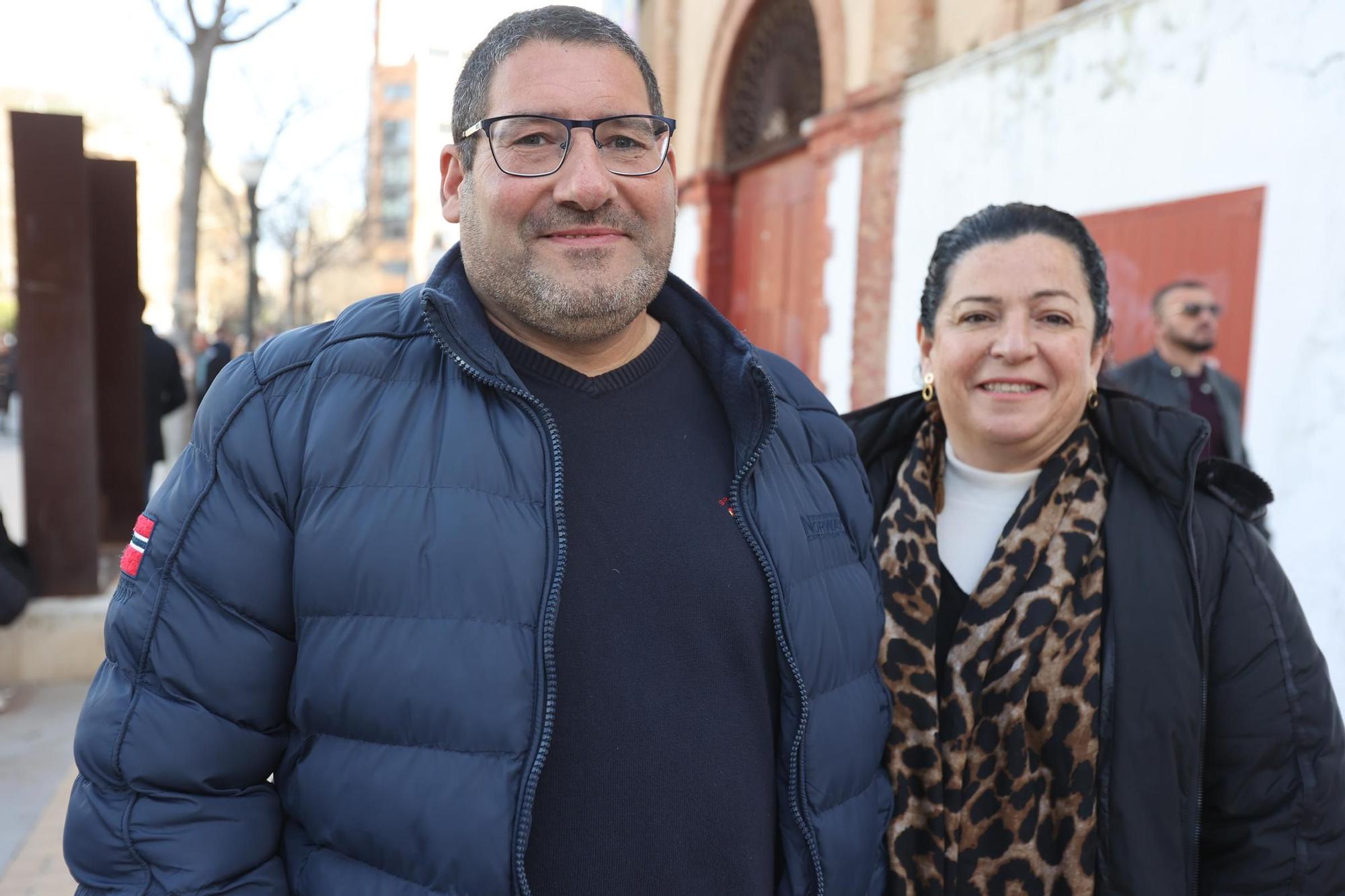 Aficionados taurinos en la feria de la Magdalena este jueves