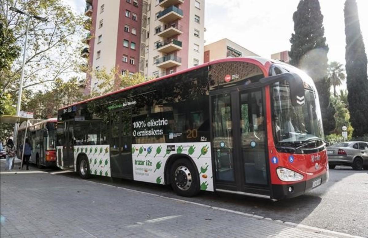 zentauroepp36235499 amb area metropolitana de barcelona autobus 100  electrico t161111192540