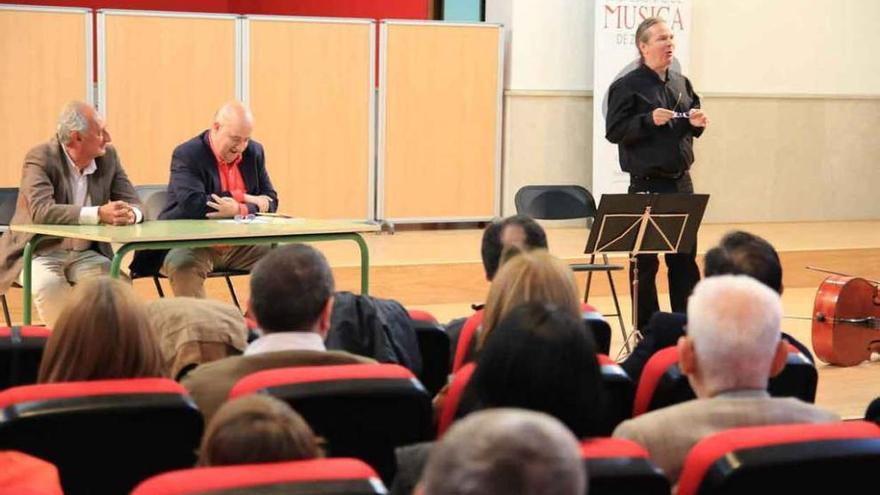 Presentación del libro de Rafael Gavilán en el Conservatorio