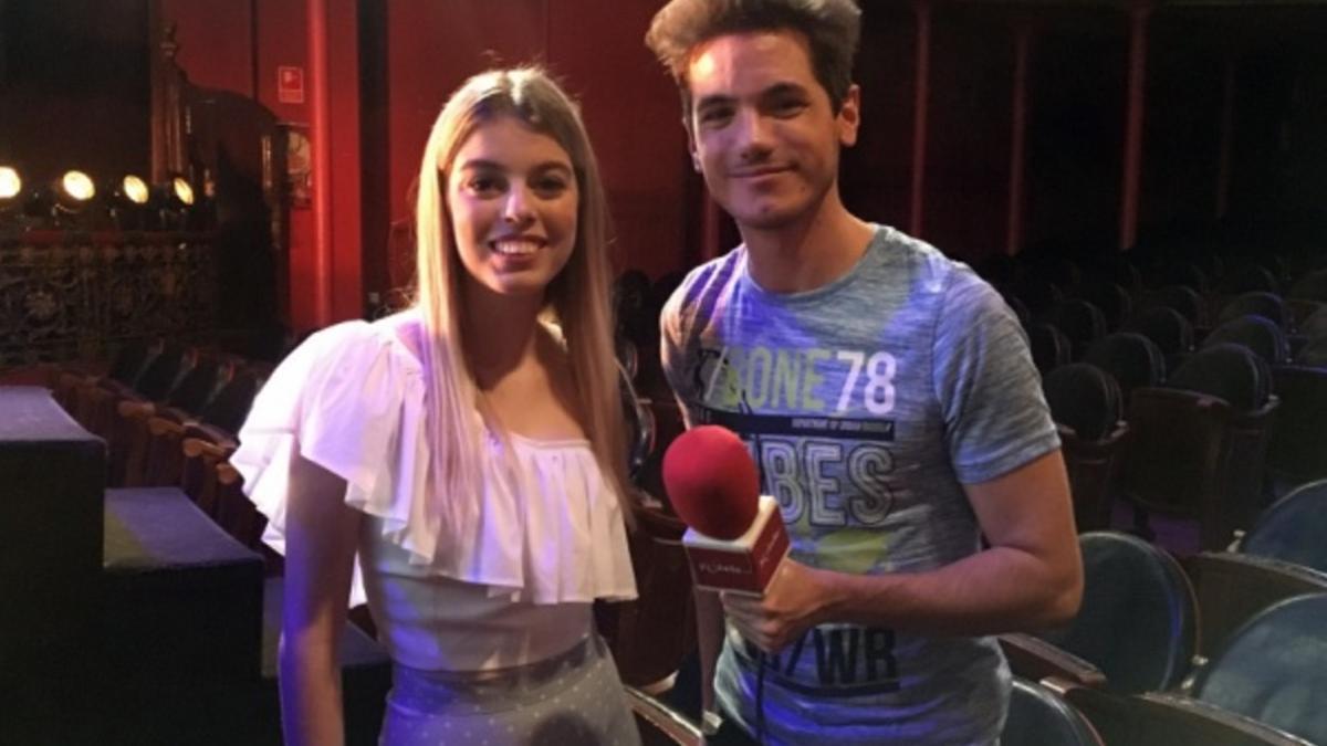 Ricky García junto a Nerea, protagonista de 'La llamada'