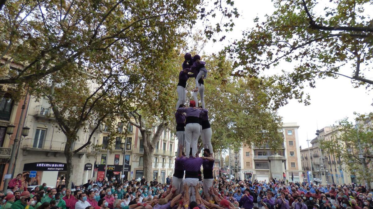 La Colla Castellera de Figueres en una imatge d&#039;arxiu