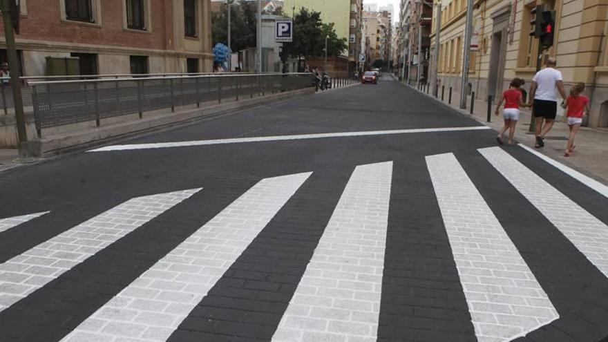 Castellón reabre al tráfico la calle San Luis después de invertir 65.000 euros