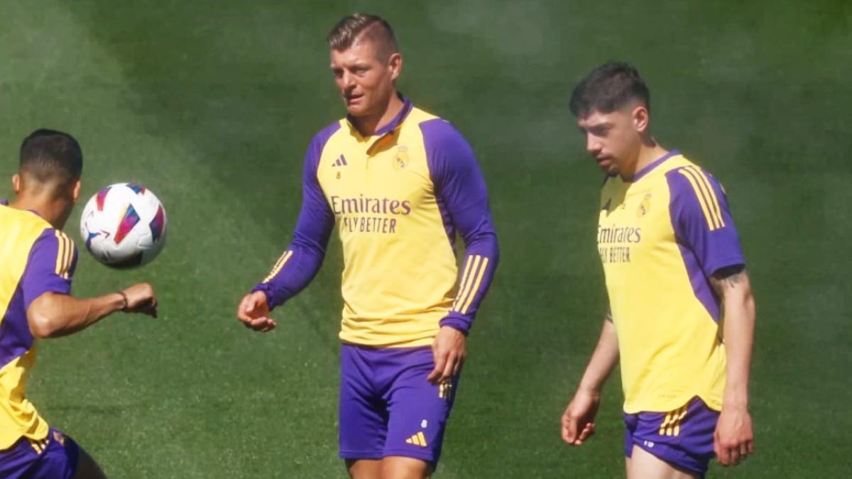 Kroos cambia a Güler por Valverde como sucesor