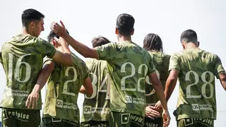 El Real Murcia de más a menos contra el Melilla