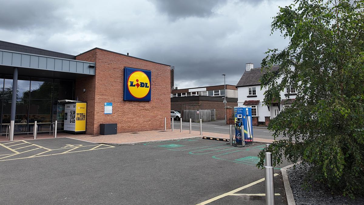 Mañana habrá colas en Lidl para conseguir la sábana térmica eléctrica más barata del mercado