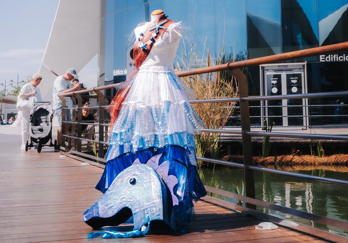 Uno de los trajes para el ajedrez viviente.