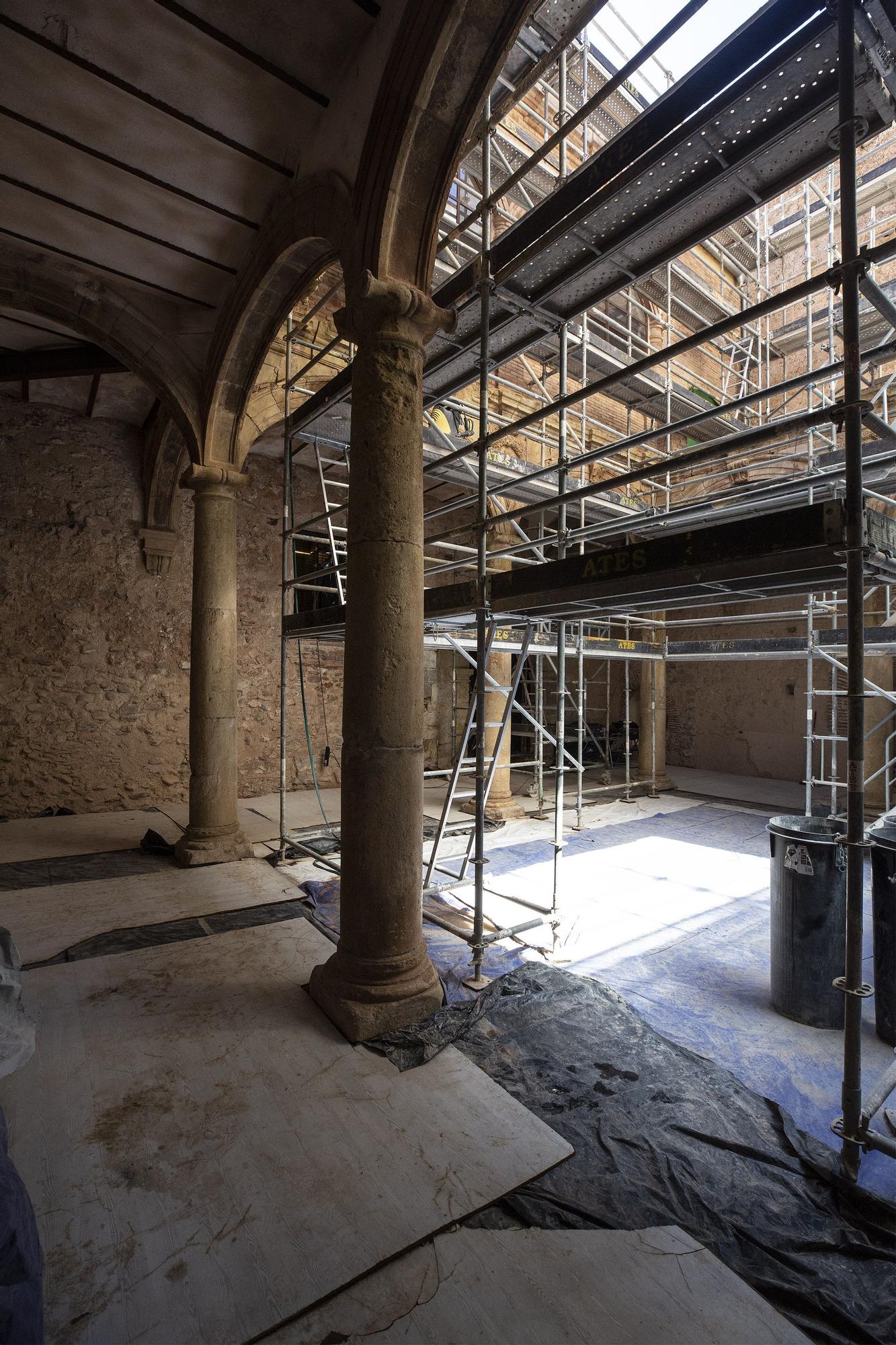 Así ha sido la inauguración del teatro modernista del Palau-Castell de Betxí