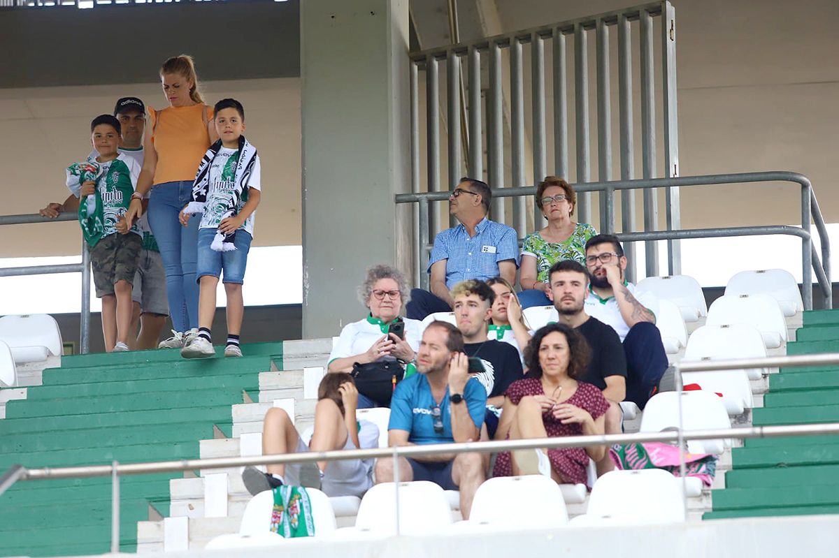 Las imágenes de la afición en el Córdoba CF - San Fernando