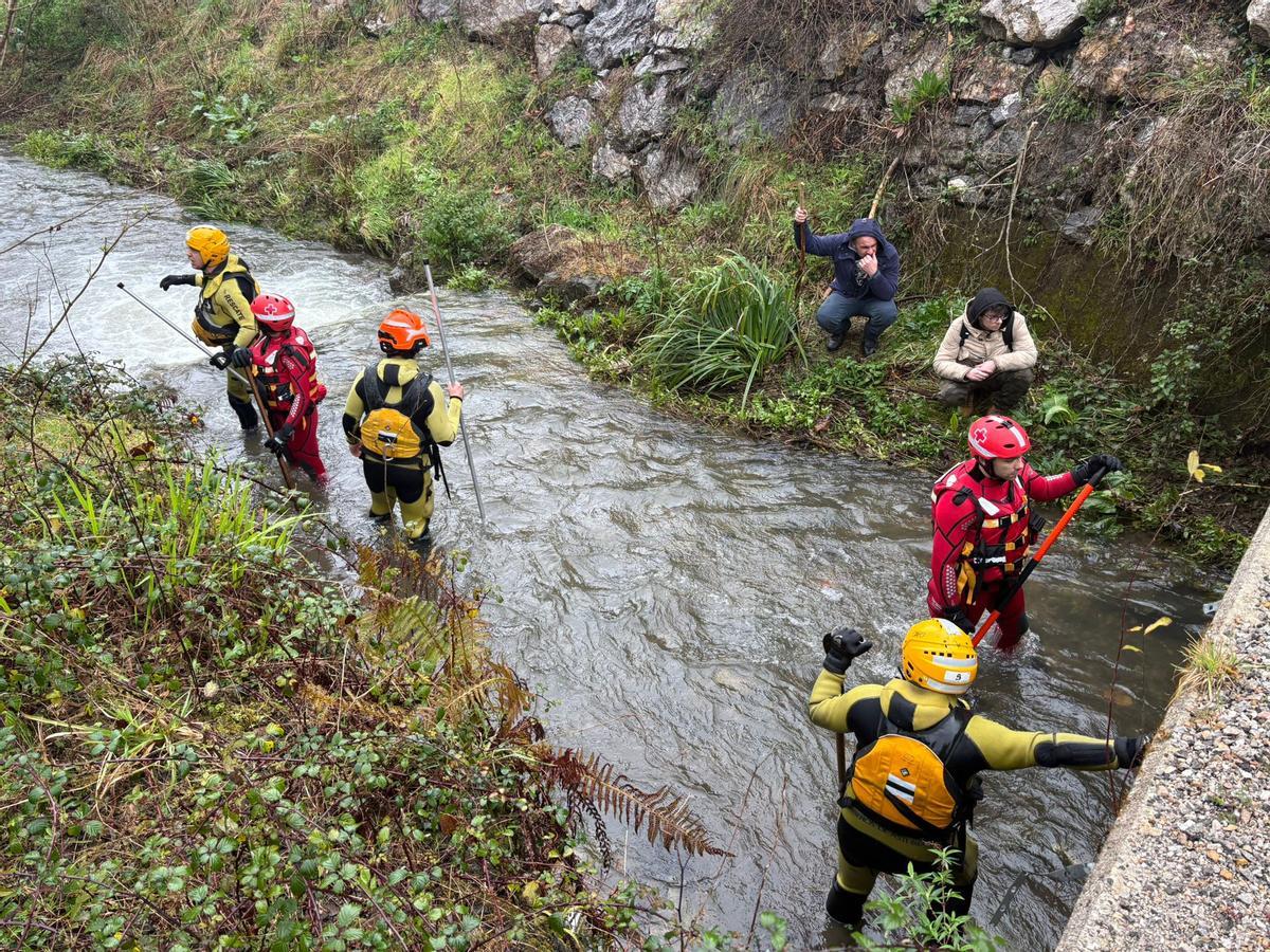 Cuarto día de búsqueda de la mujer que cayó al río en San Martín: así están siendo los complicados trabajos de rastreo
