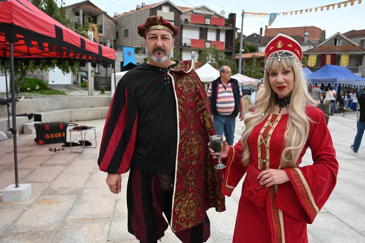 Una pareja de participantes