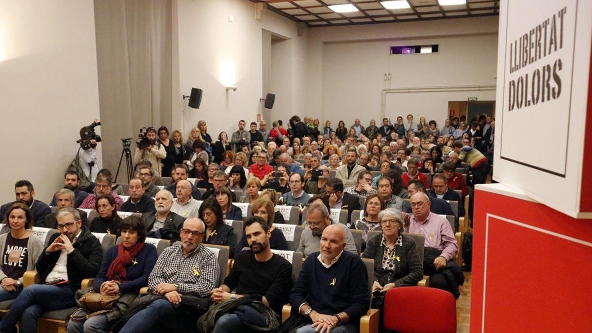 Acto de la UGT de Catalunya en Girona para pedir la libertad de Dolors Bassa y el resto de 'exconsellers'.