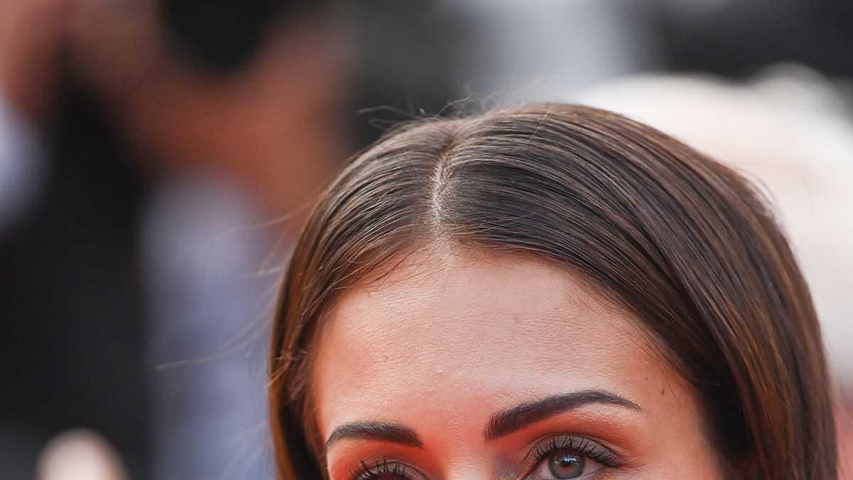 Hiba Abouk en el Festival de Cannes 2021