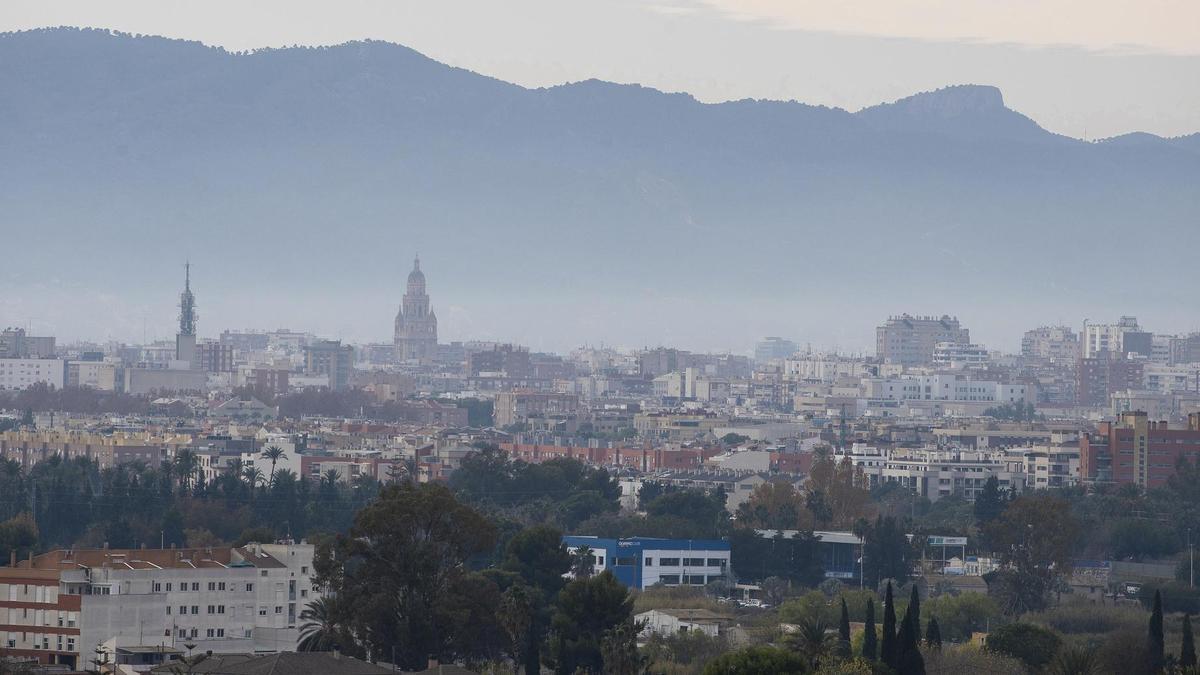 Capa de contaminación atmosférica en la Región de Murcia.