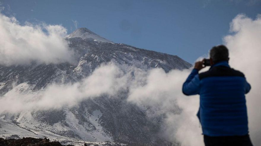 Licensed Adventure Tour Operators for Snow and Ice Activities on Pico del Teide