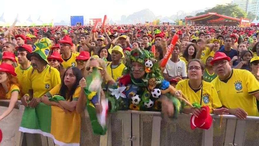 La remontada de Brasil ante Japón desata la euforia en Copacabana