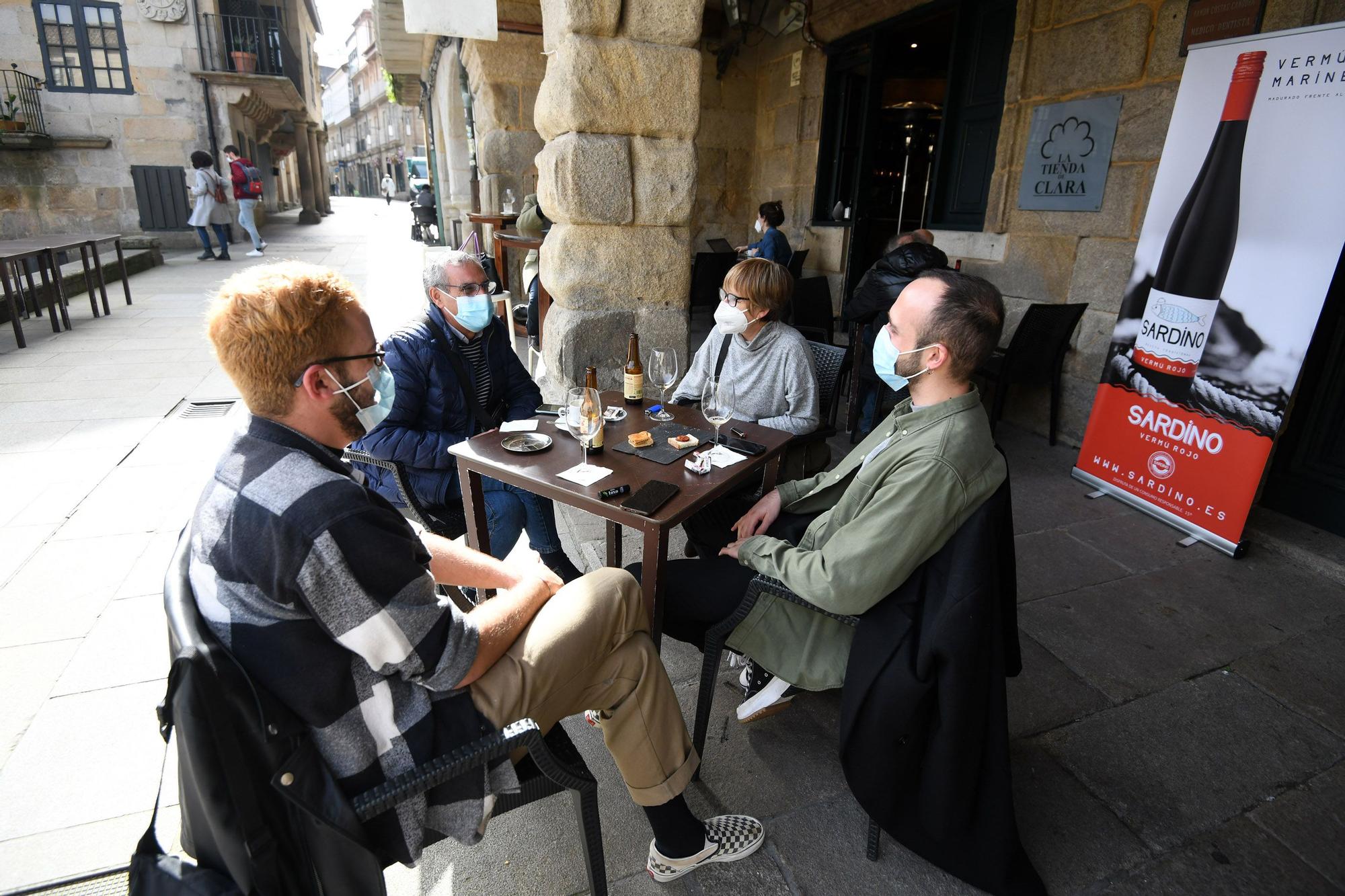 La hostelería de Pontevedra, con el vaso medio lleno