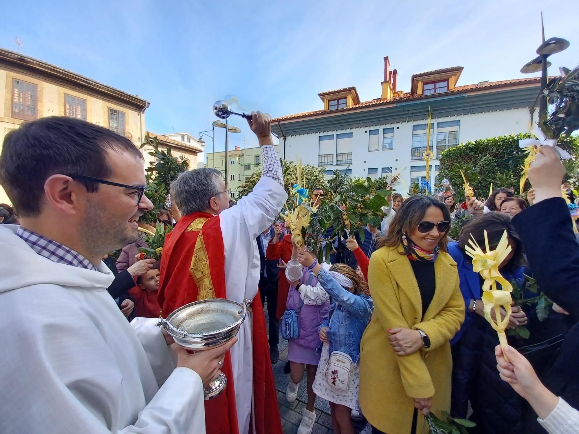 En imágenes: multitudinario Domingo de Ramos en Pola de Siero