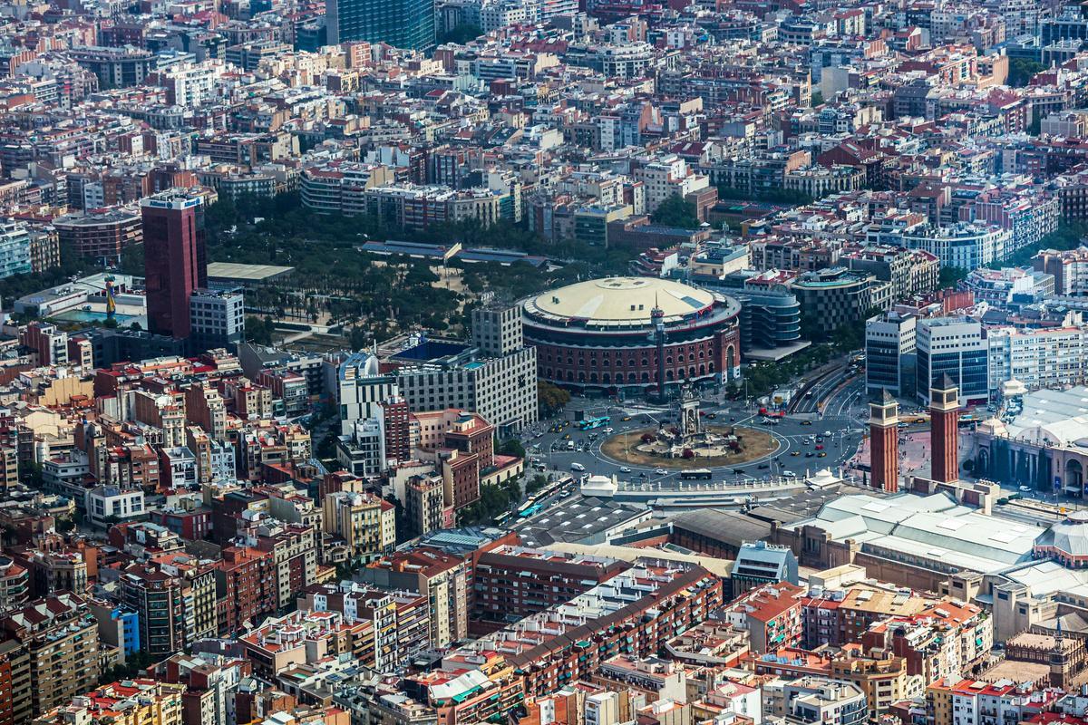 La plaza Espanya de Barcelona, desde el aire