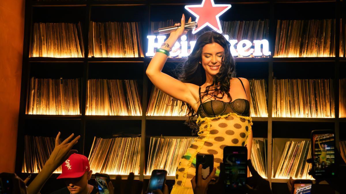 Nathy Peluso inaugura la Heineken(R) House