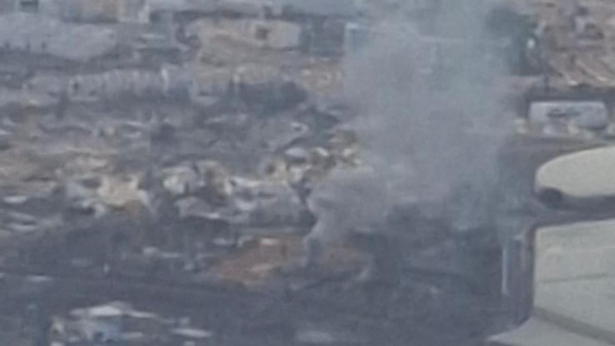 Imagen panorámica del incendio en el hotel Callao Sport