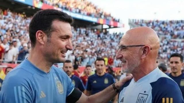 Scaloni felicita a España: "Ha jugado el partido más completo del Mundial".