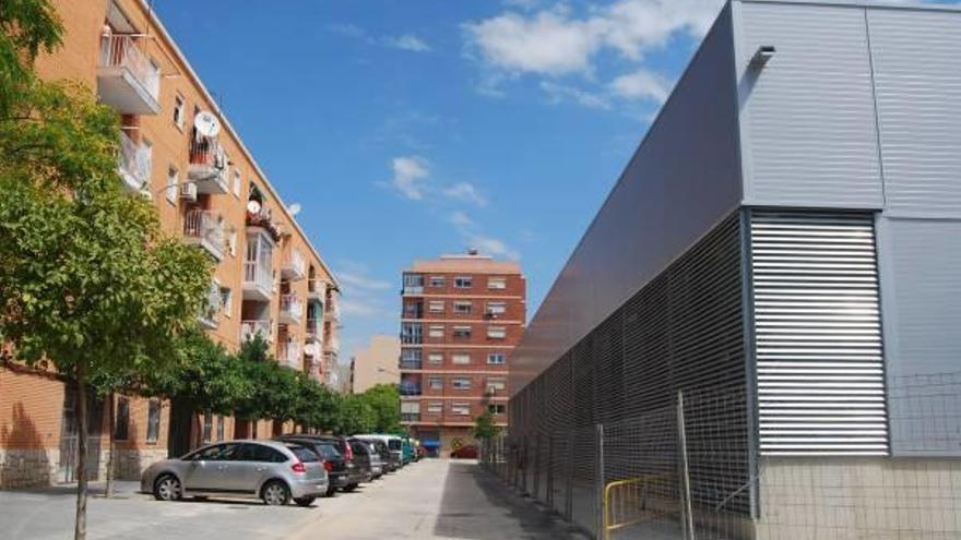 Reabren una calle de la Fuensanta tras cuatro años cerrada por las obras del polideportivo