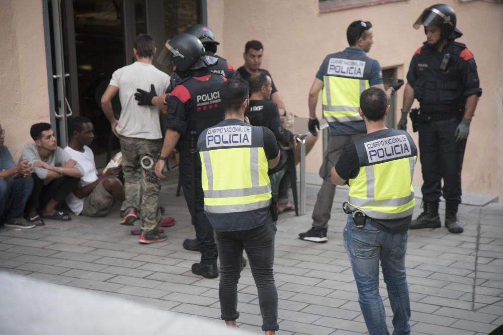 Batuda policial a Manresa