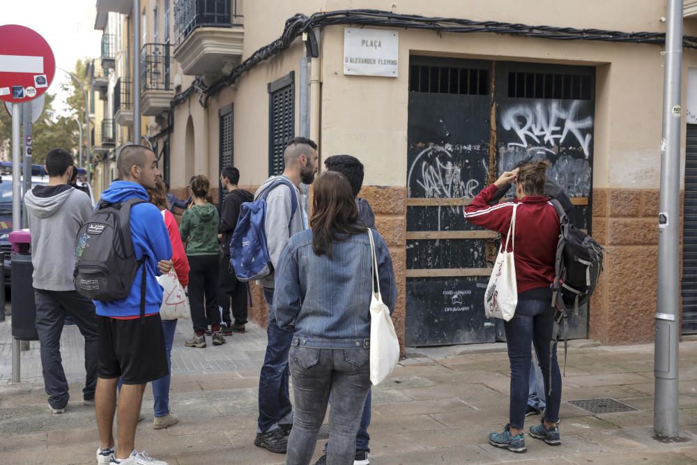 Desalojan y tapian Ca ses Mopis, el edificio ocupado de la plaza Fleming