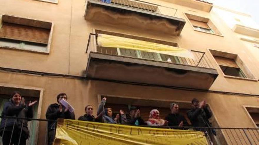 Imatge de la casa ocupada al carrer Mossèn Jacint Verdaguer, el 24 de novembre de l&#039;any passat, dia de la denúncia policial a Afuera.