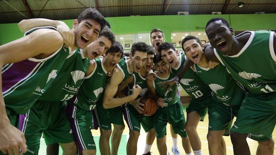 Los jugadores del equipo júnior del Unicaja.