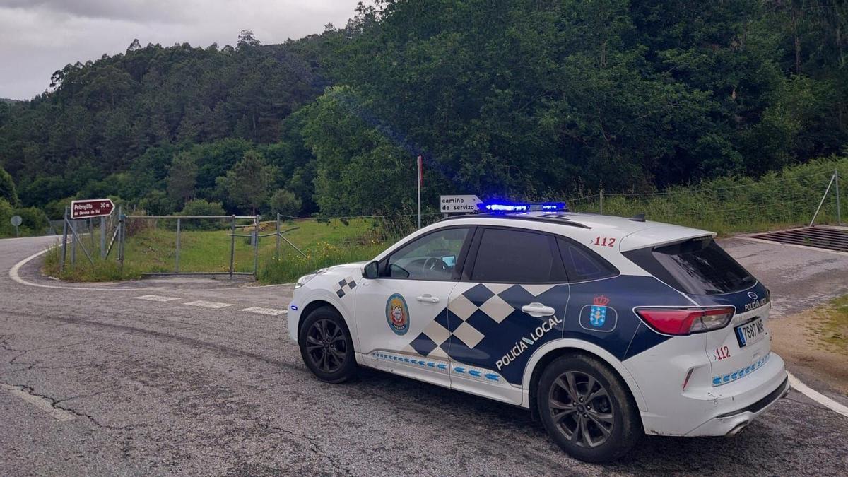 Coche patrulla de Moaña durante una reciente intervención.