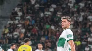 Lucas Boyé no entrena con el Elche y pone rumbo al Granada