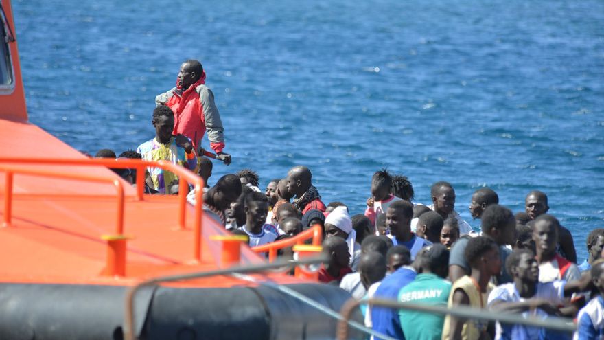 Un tercio de los migrantes del último cayuco llegado a El Hierro son pakistaníes y sirios