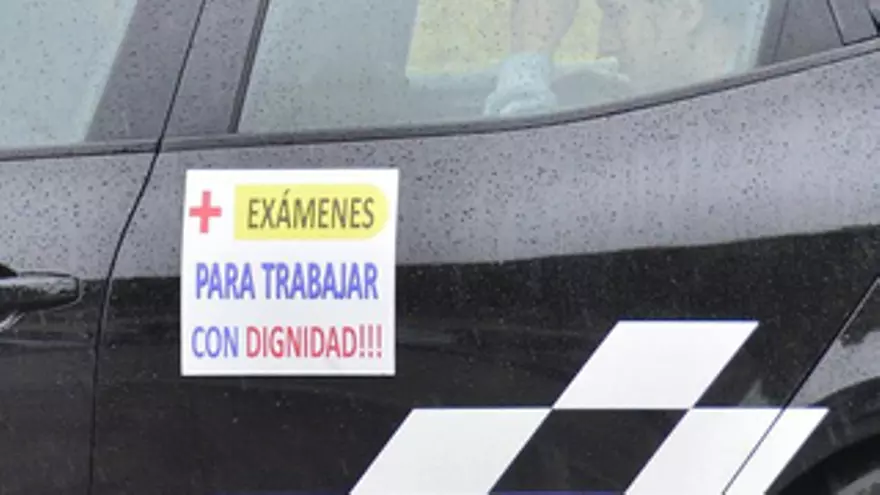 Más de 200 vehículos de autoescuelas se manifiestan en Alicante: conoce el horario y recorrido
