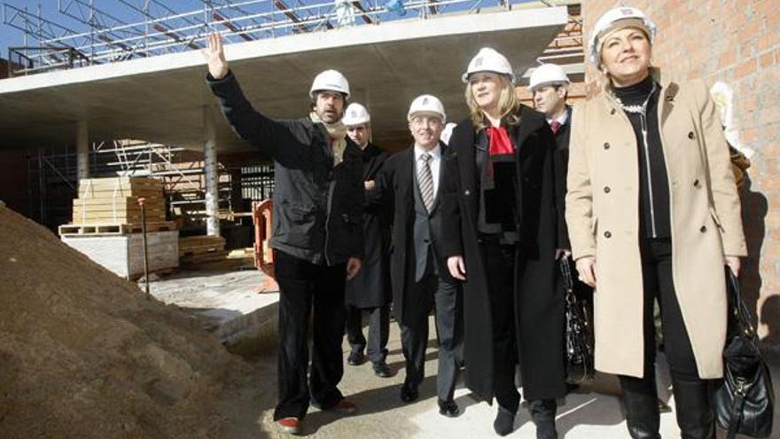 La consejera de Hacienda, Pilar del Olmo, visita las obras de la nueva sede del Consejo Consultivo de Castilla y León