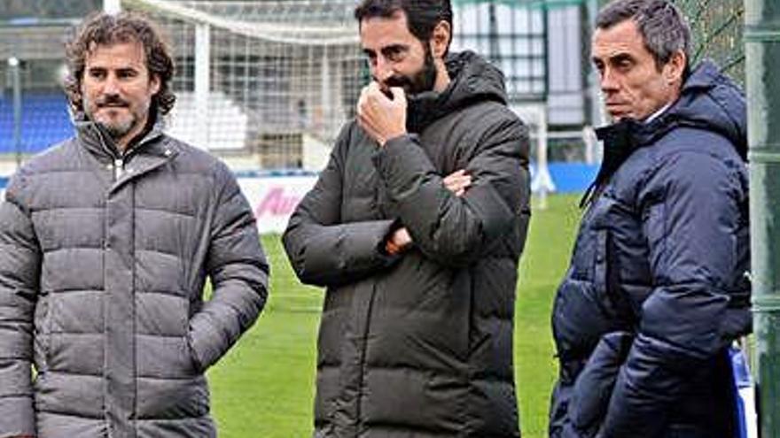 Ángel Becerra, a la izquierda, encargado de captación en el fútbol nacional.