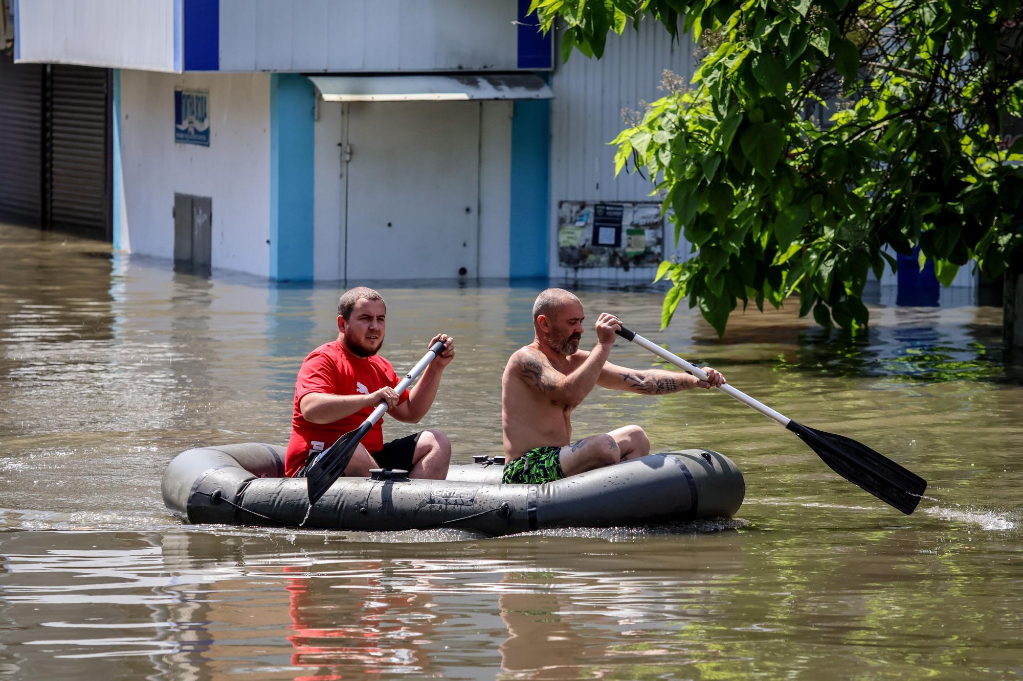 Així ha quedat la ciutat ucraïnesa de Kherson després de la destrucció de la presa