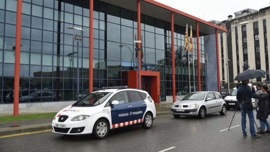 La Guardia Civil busca pruebas del 1-O en la comisaría de los Mossos de Lleida