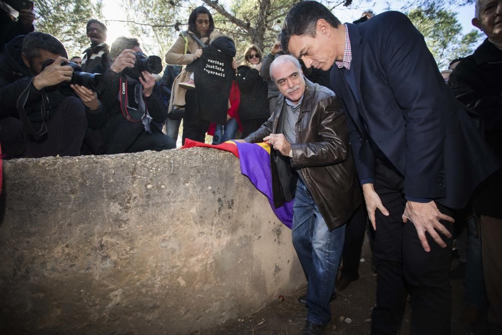 Pedro Sanchez presenta en Paterna la propuesta de Reforma de Ley de Memoria Histórica